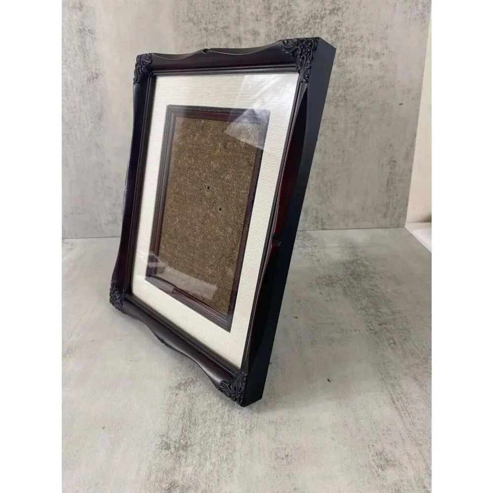 Ornate vintage Picture frame with scrolling and satin mat 1990 5x7”